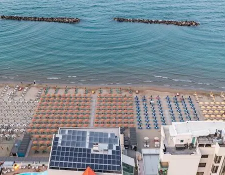 I Tre Gatti Σπίτι διακοπών Πέζαρο